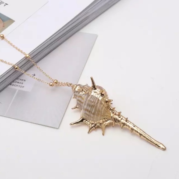 Gold Dipped Seashell Beaded Gold Pendant Necklace - Picture 3 of 8